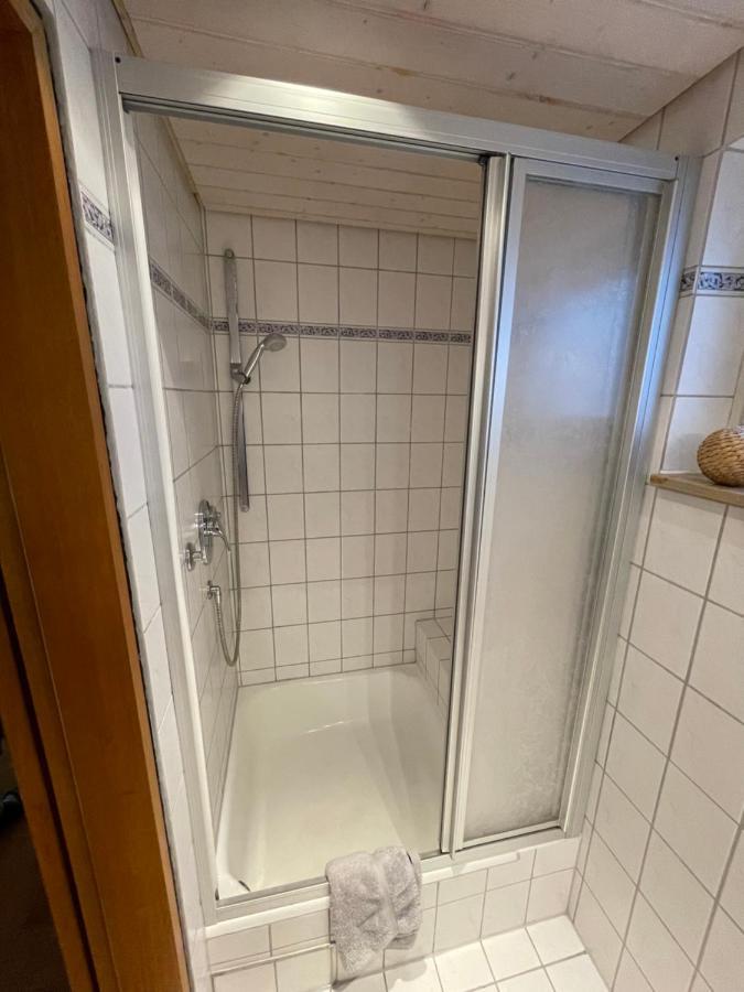 2-Zimmer-Nichtraucher-Ferienwohnung Strobel Тюбинген Экстерьер фото