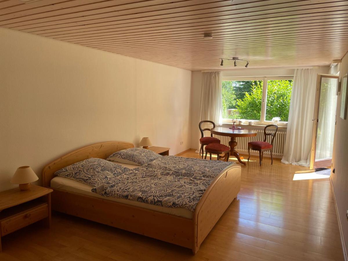 2-Zimmer-Nichtraucher-Ferienwohnung Strobel Тюбинген Экстерьер фото
